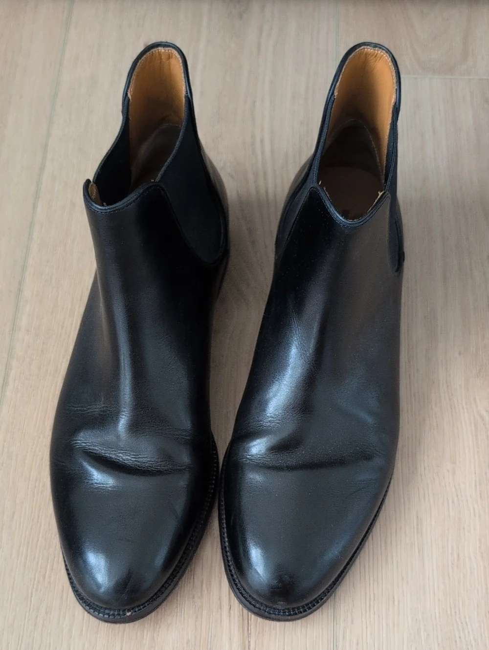 Cole Haan Black Leather Chukka Boots with Tan Lining